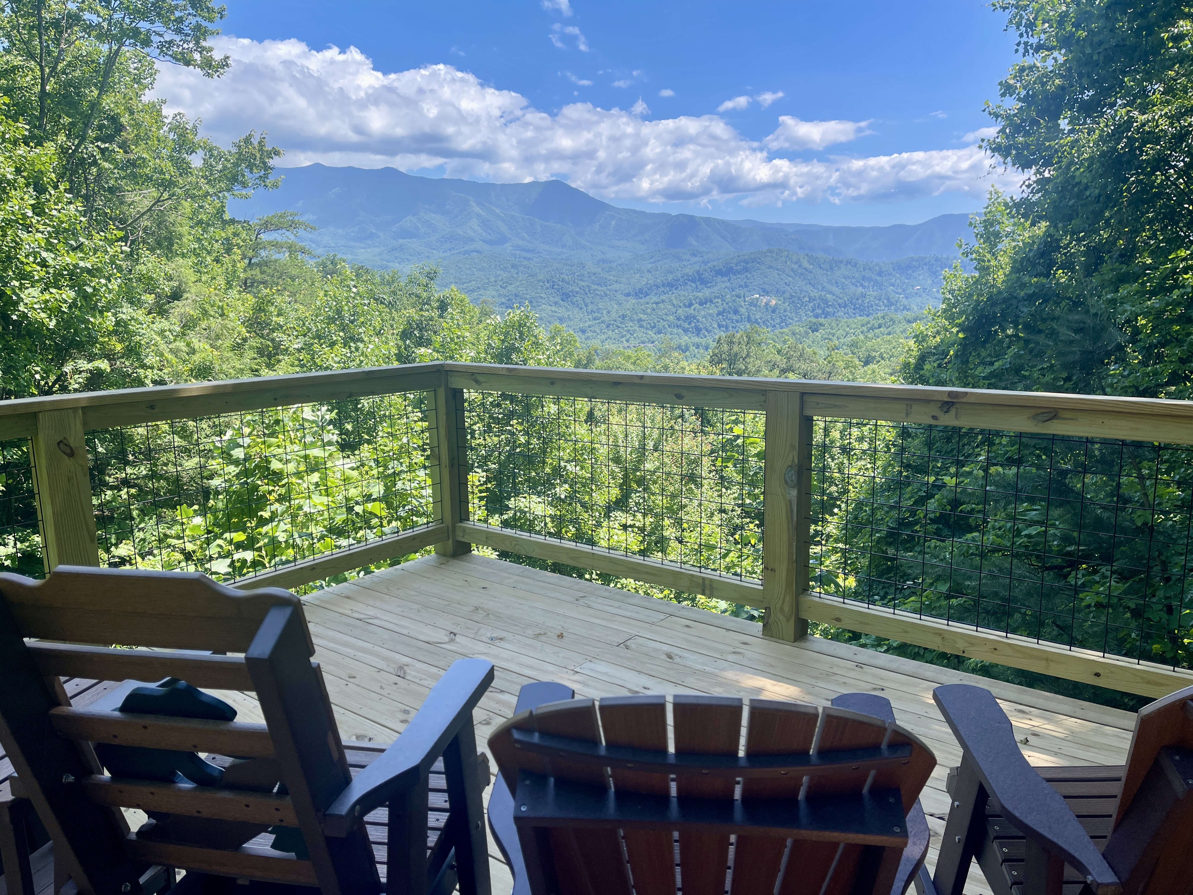 Peak-A-View-Gatlinburg-Cabin-Rental-Mountain-View.jpg