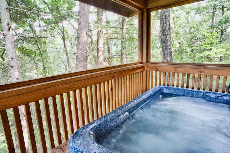 Jacuzzi on the deck.jpg