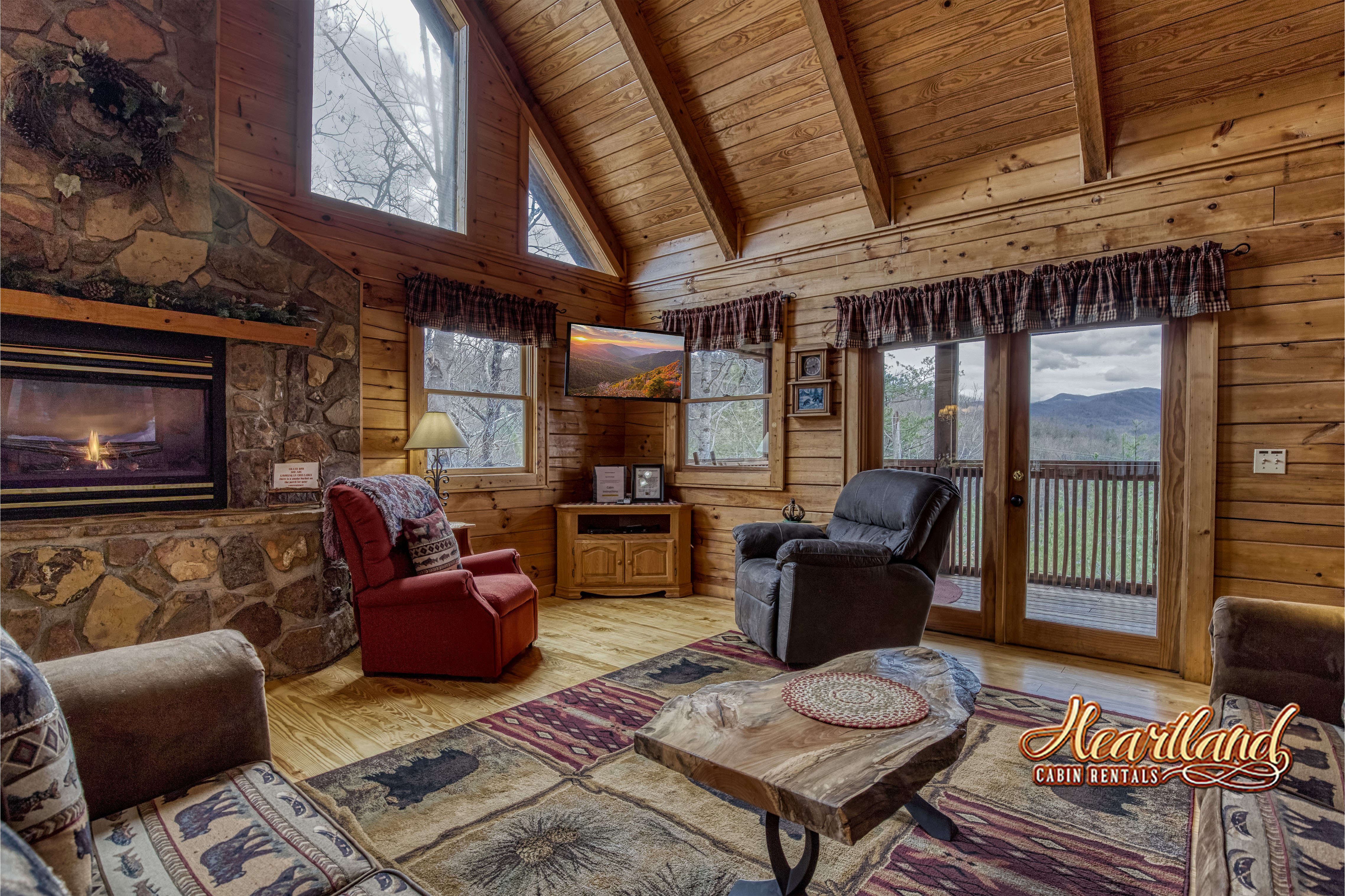Top-of-the-World-Gatlinburg-Cabin-Rental-Pigeon-Forge-Family-Area-17.jpg